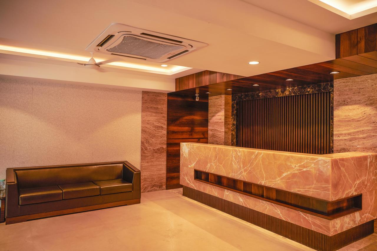 The Atithi Niwas Hotel Indore Exterior foto